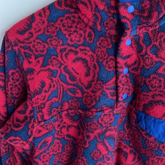 Patagonia Synchilla Snap T Lotus Flower Pullover in Barceloneta Red - Picture 6 of 16